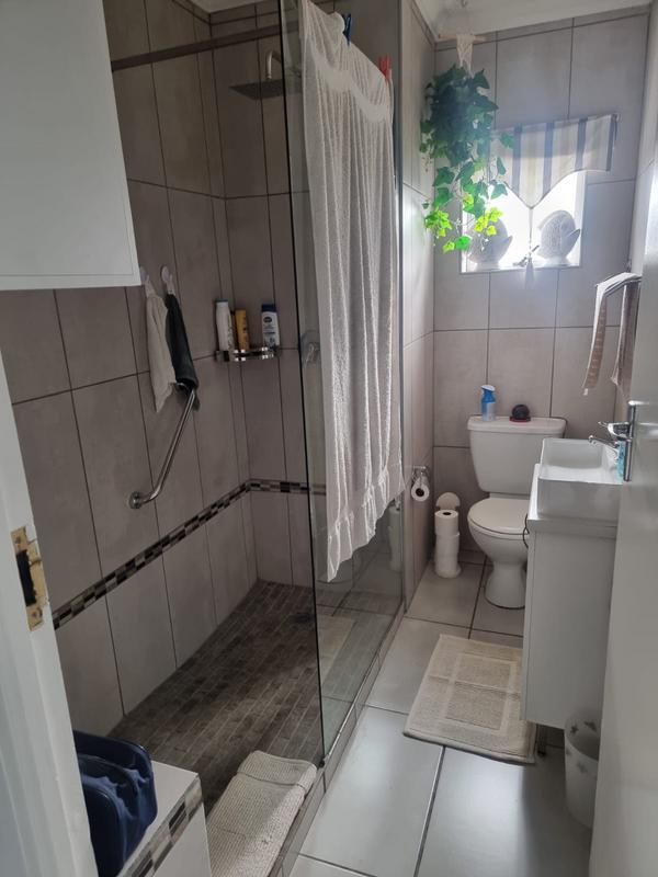 To Let 3 Bedroom Property for Rent in Hartenbos Central Western Cape